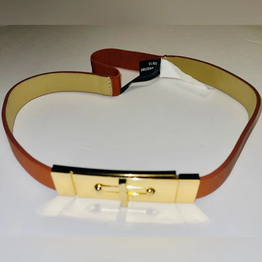 EXPRESS SKINNY BELT GOLD  TURN-LUCK ELASTIC IN THE BACK BROWN M/L TINY SCRATCH